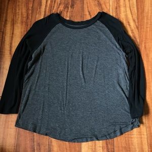 American Eagle baseball tee